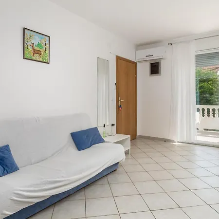 Apartment In With Wifi *