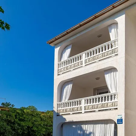 Apartment In With Wifi *