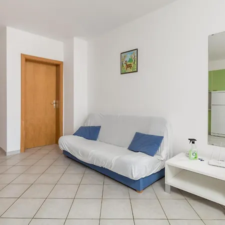 Apartment In With Wifi *