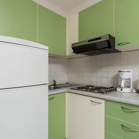 Apartment In With Wifi